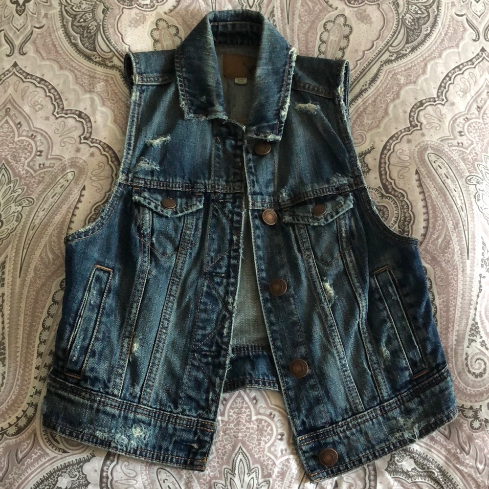 American Eagle Jean Vest